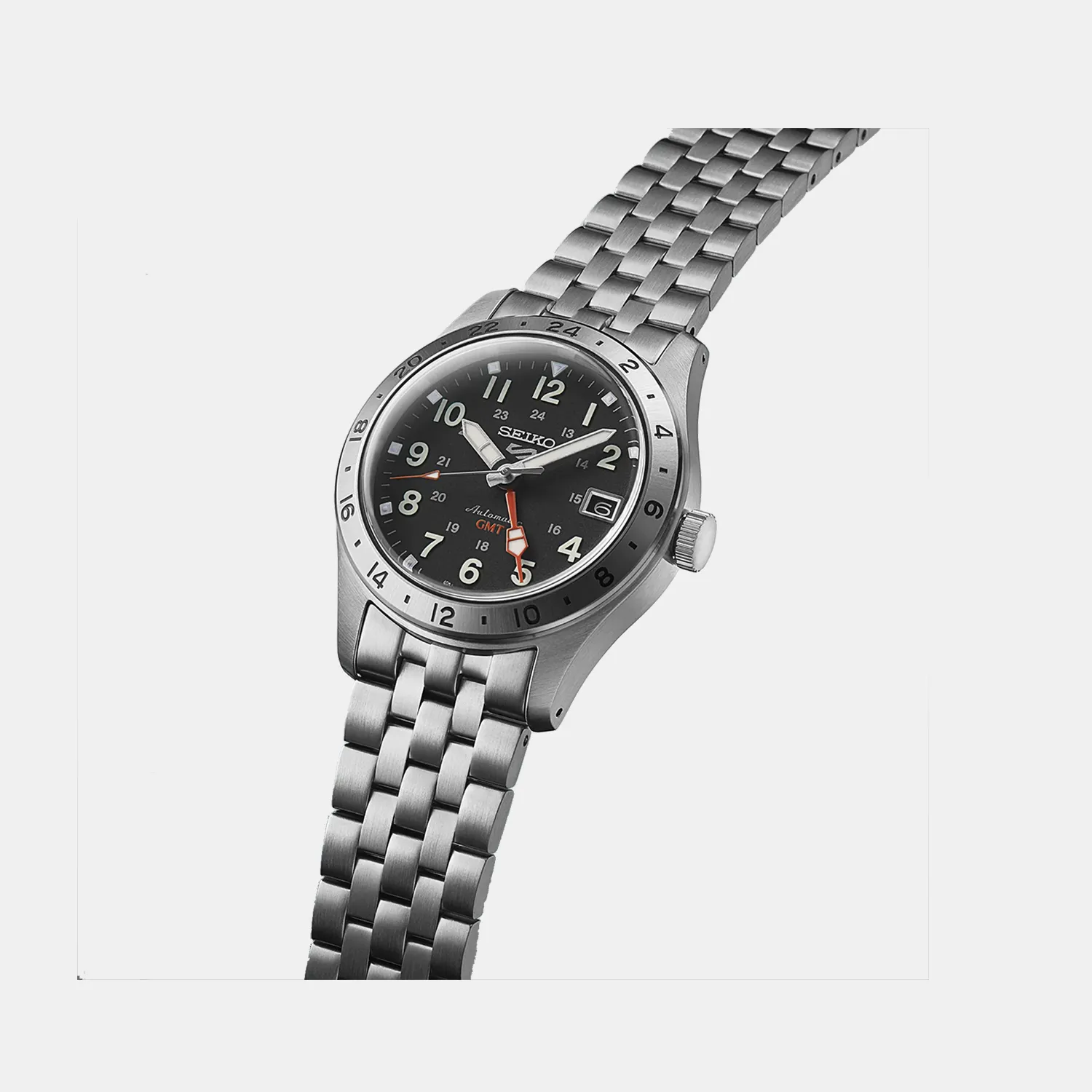 5 Sports Men Automatic Black Dial Analog Stainless Steel Watch SSK023K1