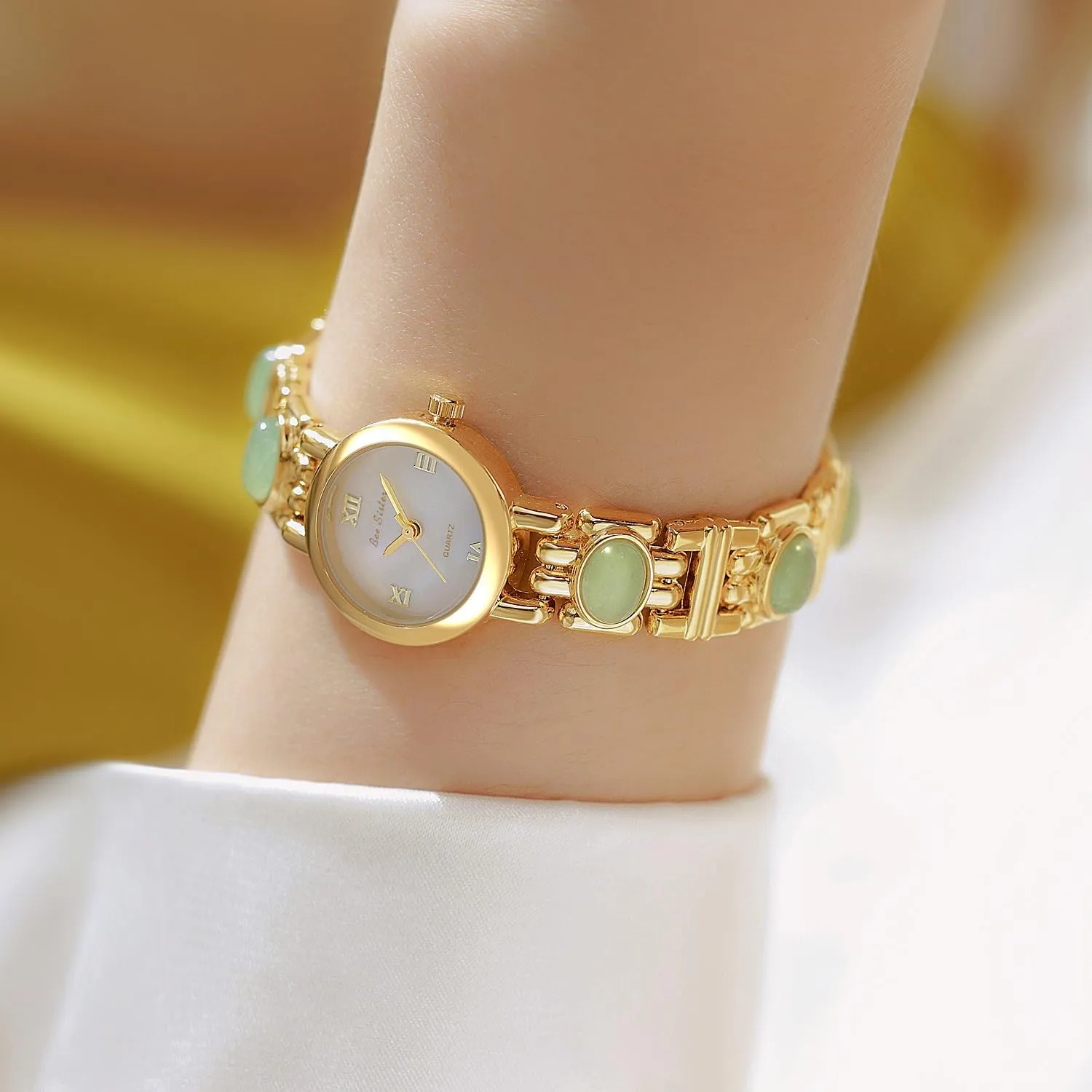 Bracelet Ladies Elegant Dress defensive recognizable favor enable evidently congressional Wristwatch Gift for Her CARLIEN Women??s Fashion Vintage Pearl Round Dial Watch Dainty Green Jade 