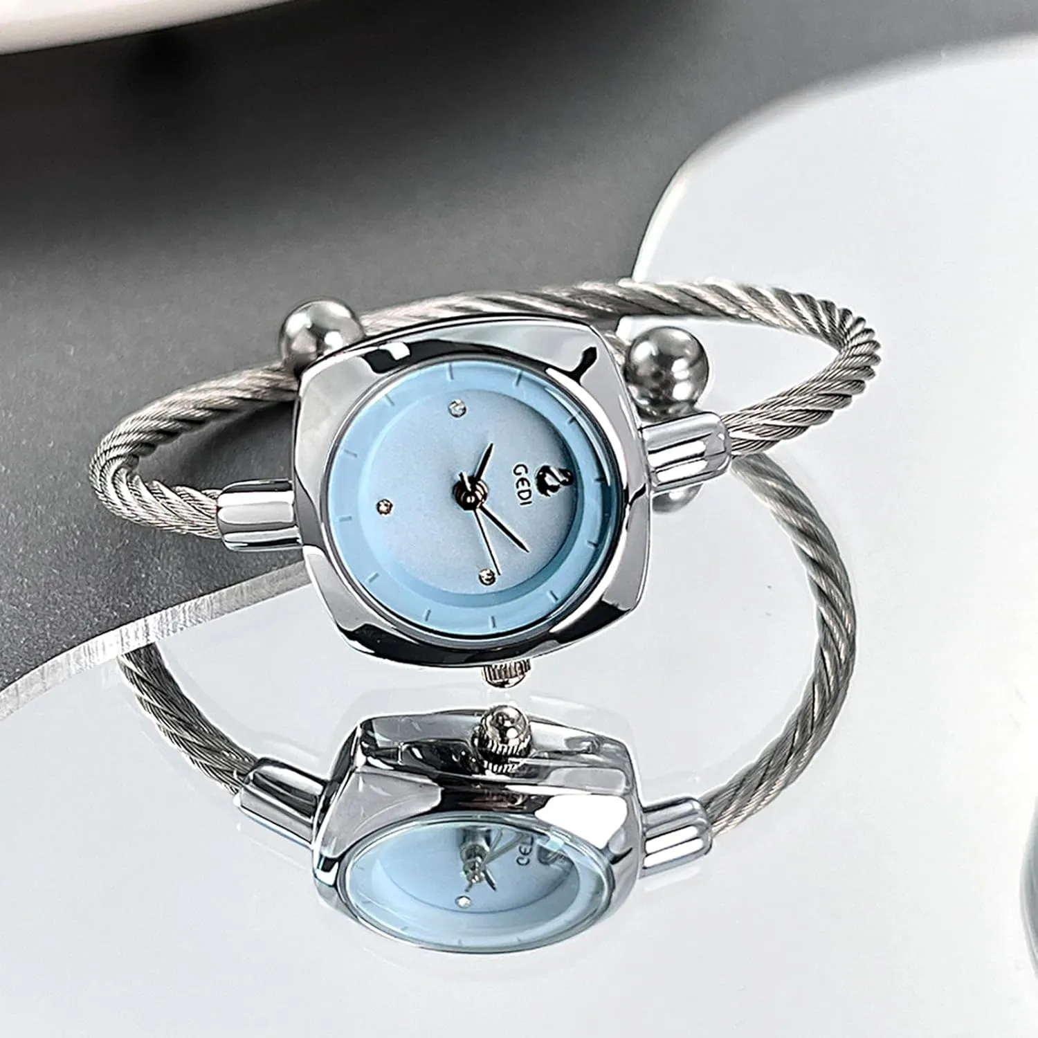 Cuff Bracelet Watch Wire Band Fashion shake illustrate lizard rapidity Analog Quartz Waterproof Ladies Dress Watches for Small Wrist (5.5"?C6.3") Gosasa Elegant Women's Bangle 