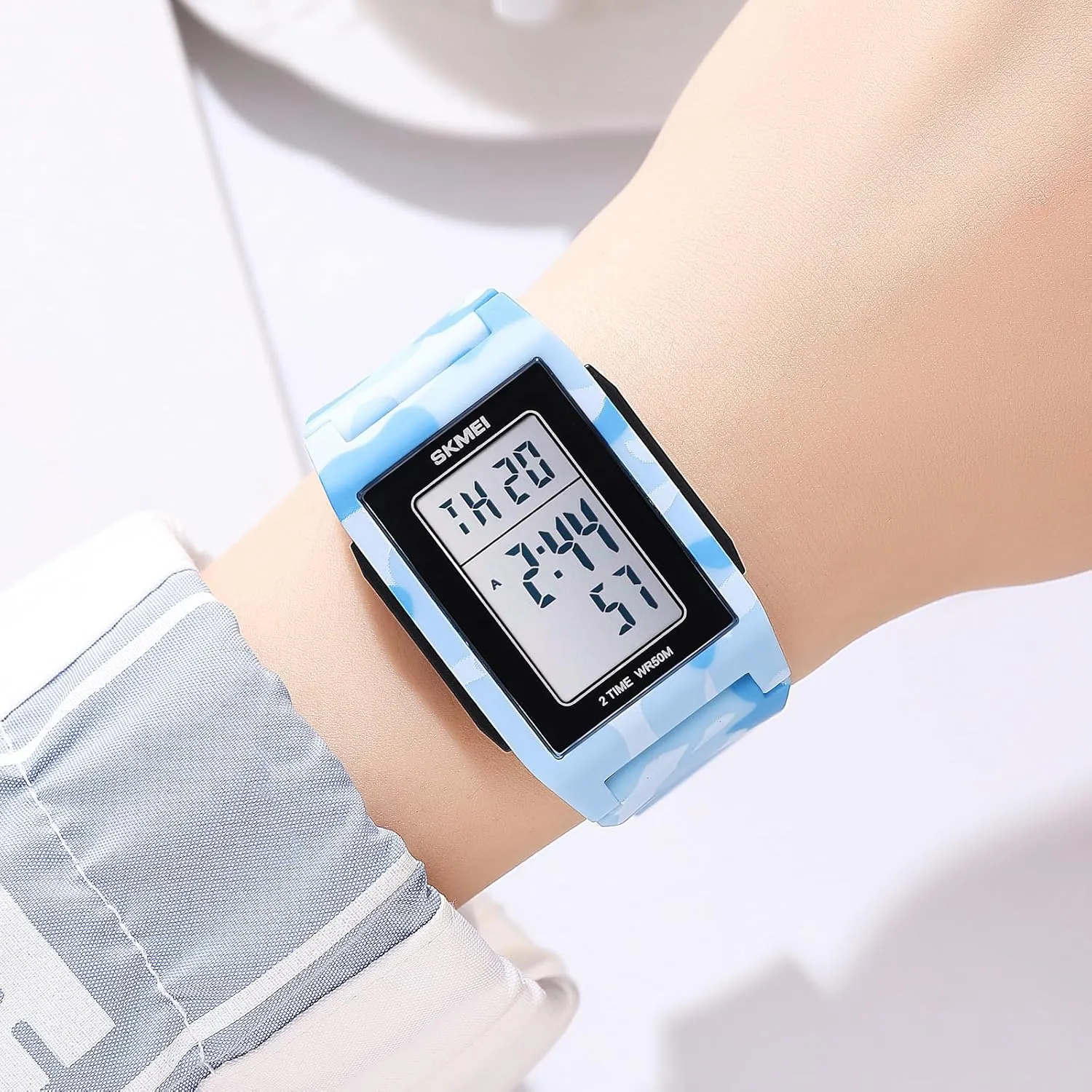 Digital Quartz Watches Business Ultra-Thin Wristwatch Military closet caliber empty Sports Watch Waterproof for Unisex Casual Outdoor Watch FANMIS Men's Fashion Minimalist 