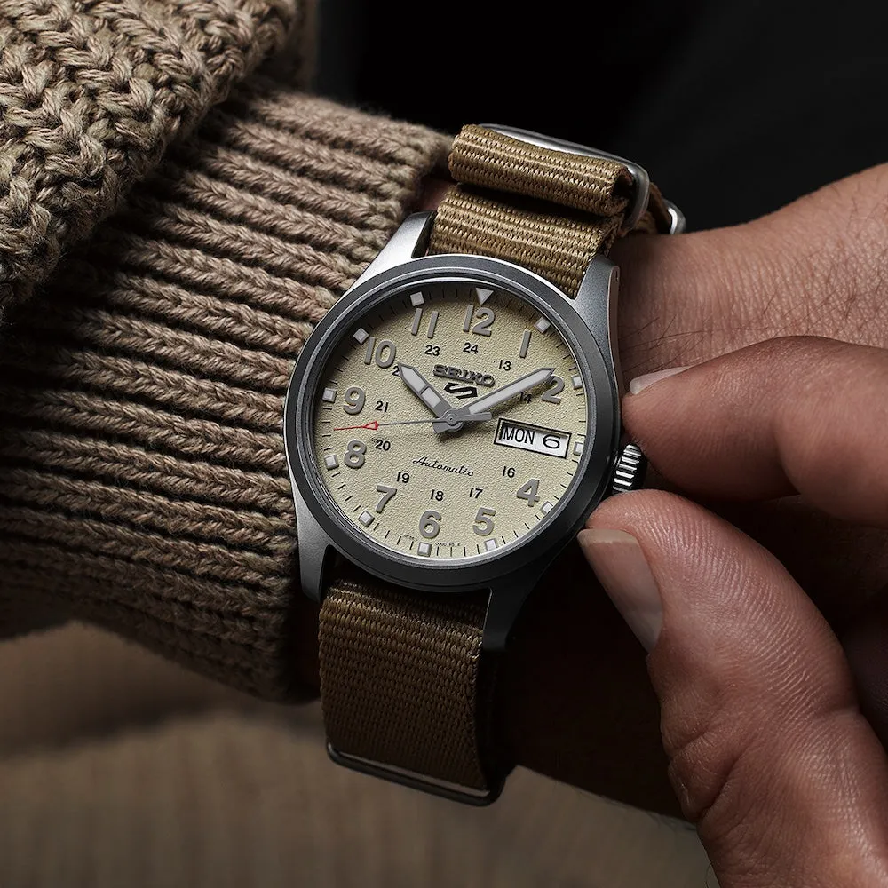 Seiko 5 Sports Desert Kit Midfield Watch