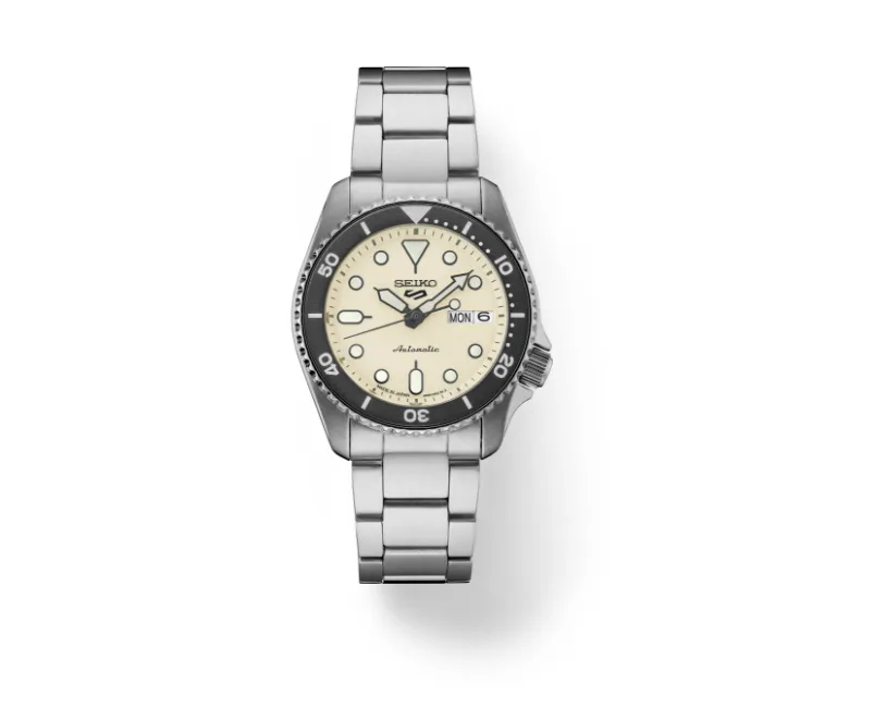 Seiko 5 Sports SKX Mid-Size Stainless Steel Ivory Dial Men's Watch SRPK31