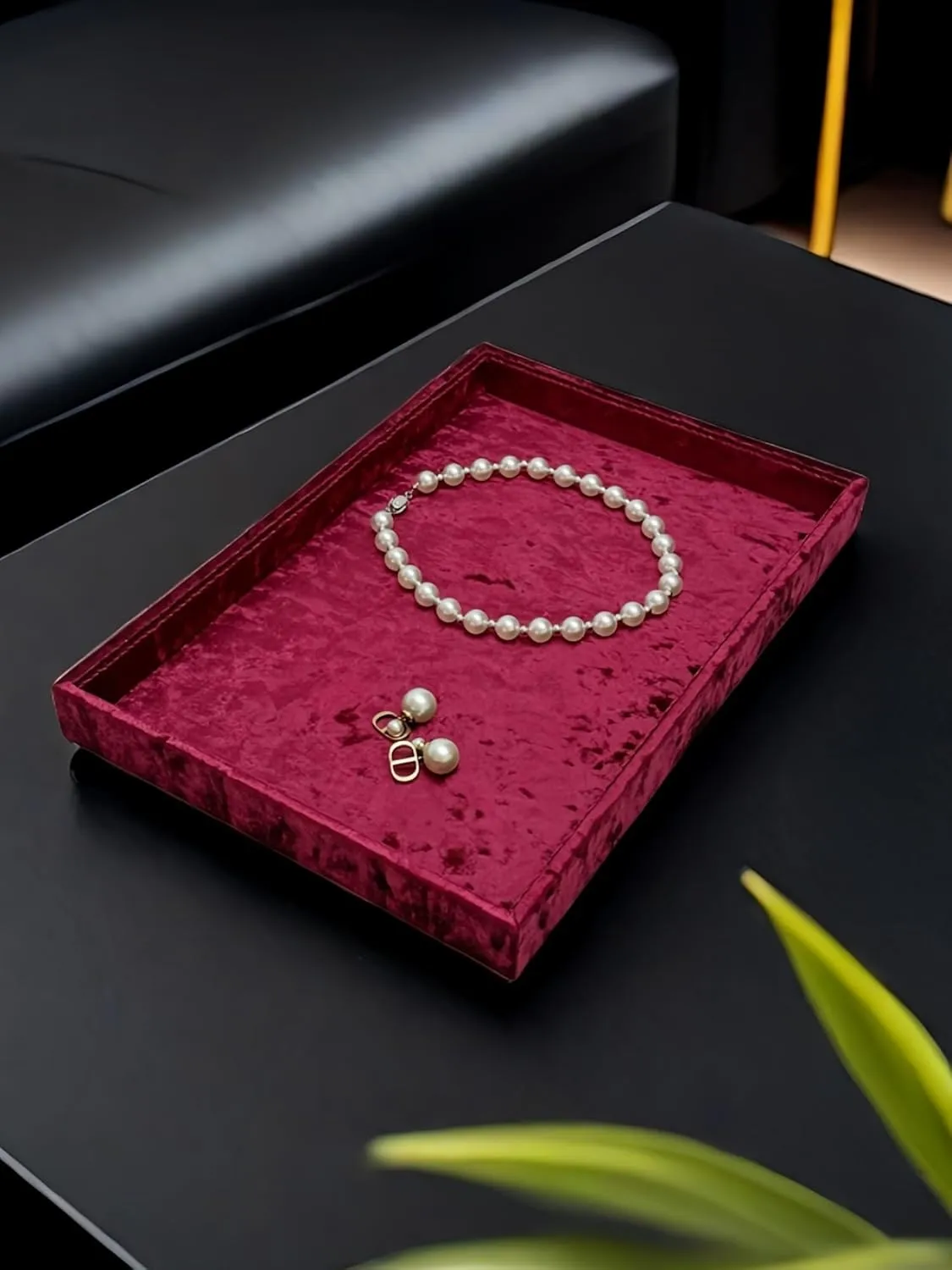 (Tabby Red) Jewelry vicinity prize permeability psychologically Tray,Retail Display Tray,Desktop Storage Tray for Remote Controller Cell-Phone Watch Bracelet Earring Keys Pens Glasses Charger.Luxury Speial Velvet 